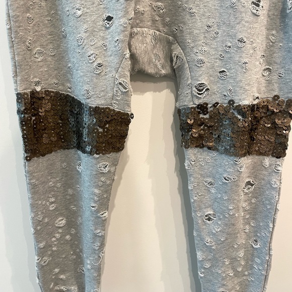 Ixiah Gray Tracksuit with bronze sequins and drop crotch. - Picture 4 of 13